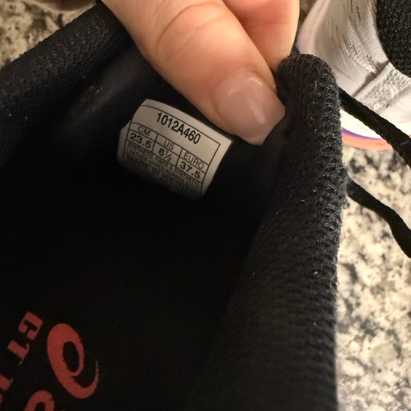 ASICS Bundle - Picture 7 of 8